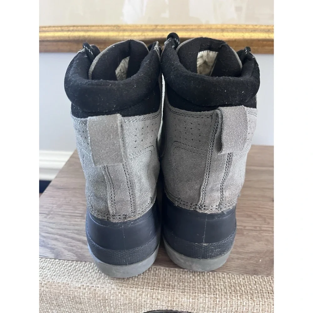 Magellan Boots Duck Boot Mens 9D Lace-Up Gray Suede Leather Black Rubber M1